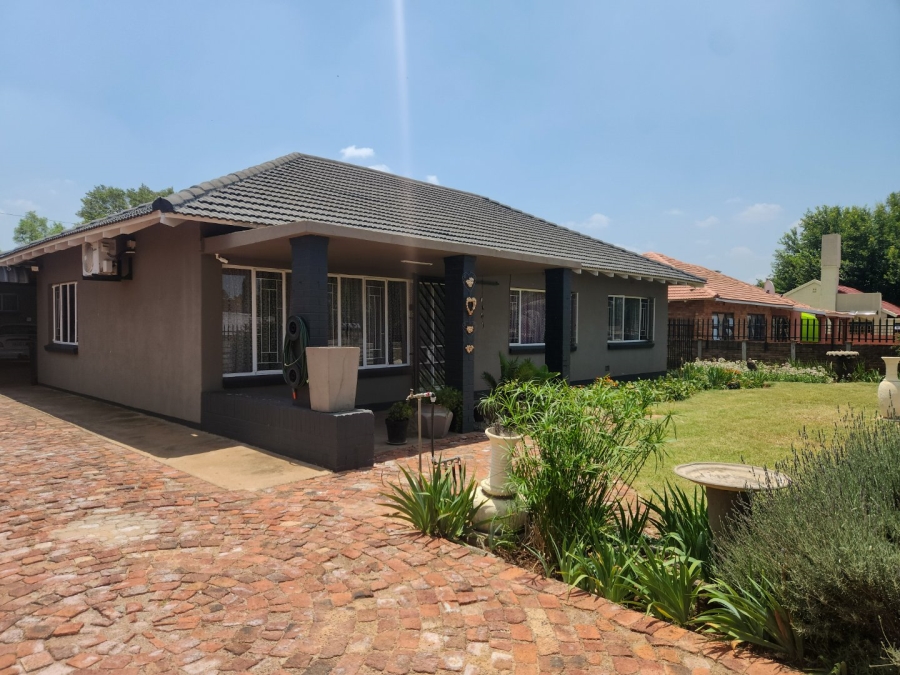 3 Bedroom Property for Sale in Stilfontein Ext 2 North West